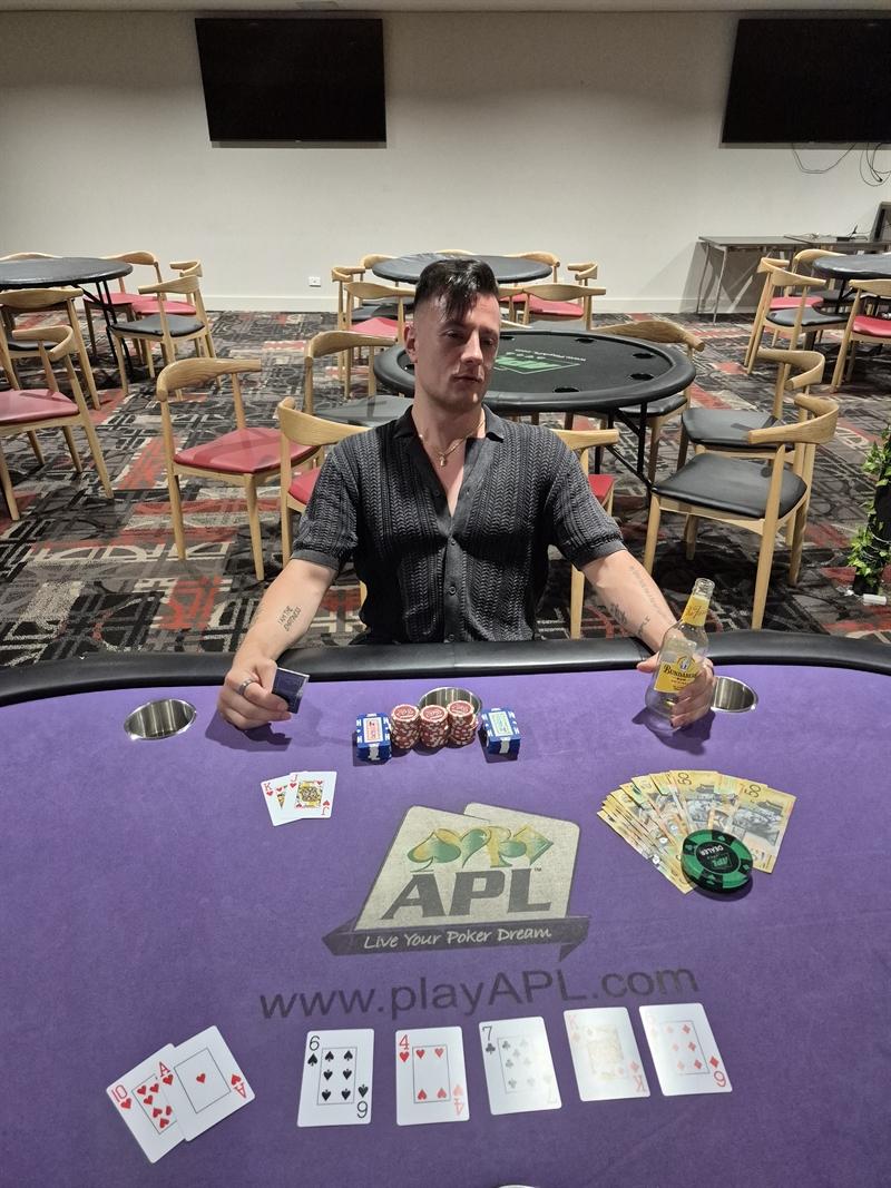 Finsbury Hotel $40 Buy In $2K Tuesday